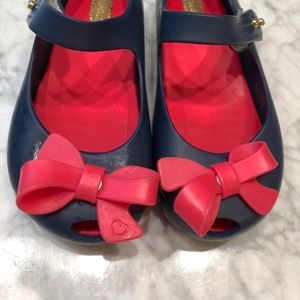 Mini Melissa Mary jane